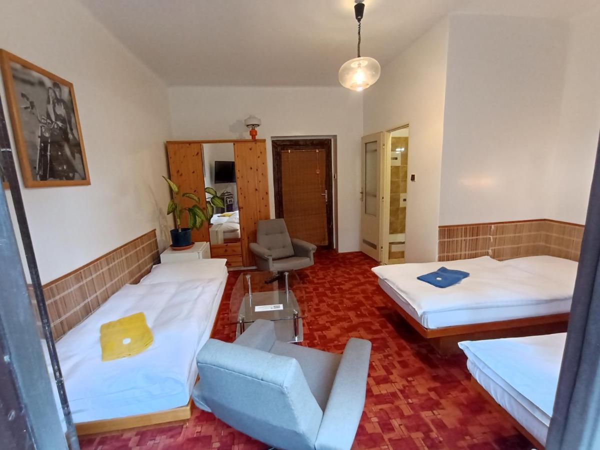 Pension 21 Praha Bagian luar foto